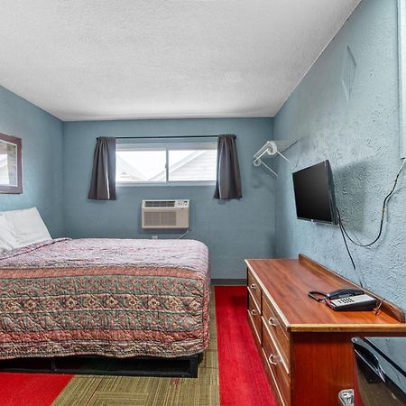 Broadway Inn Council Bluffs Buitenkant foto