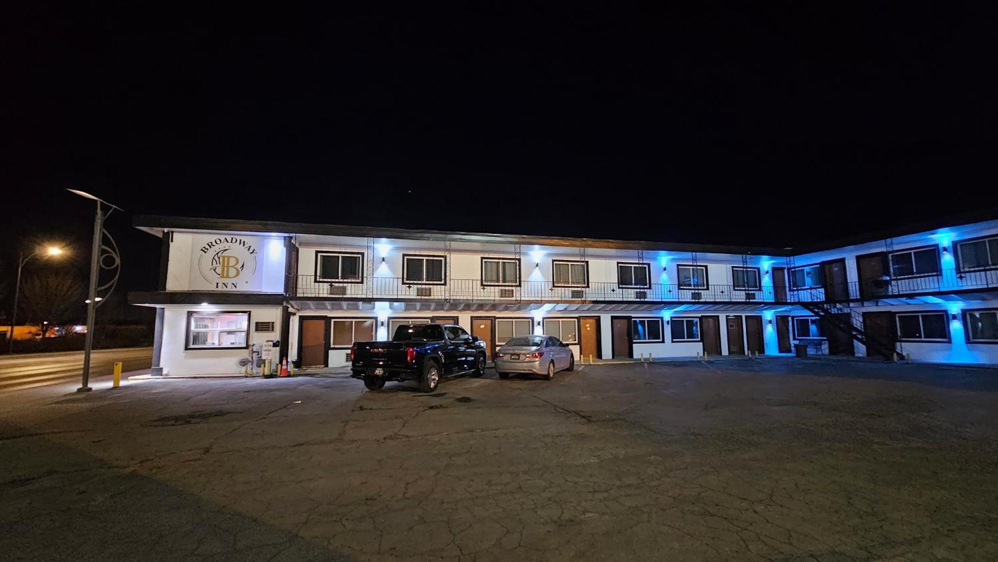 Broadway Inn Council Bluffs Buitenkant foto
