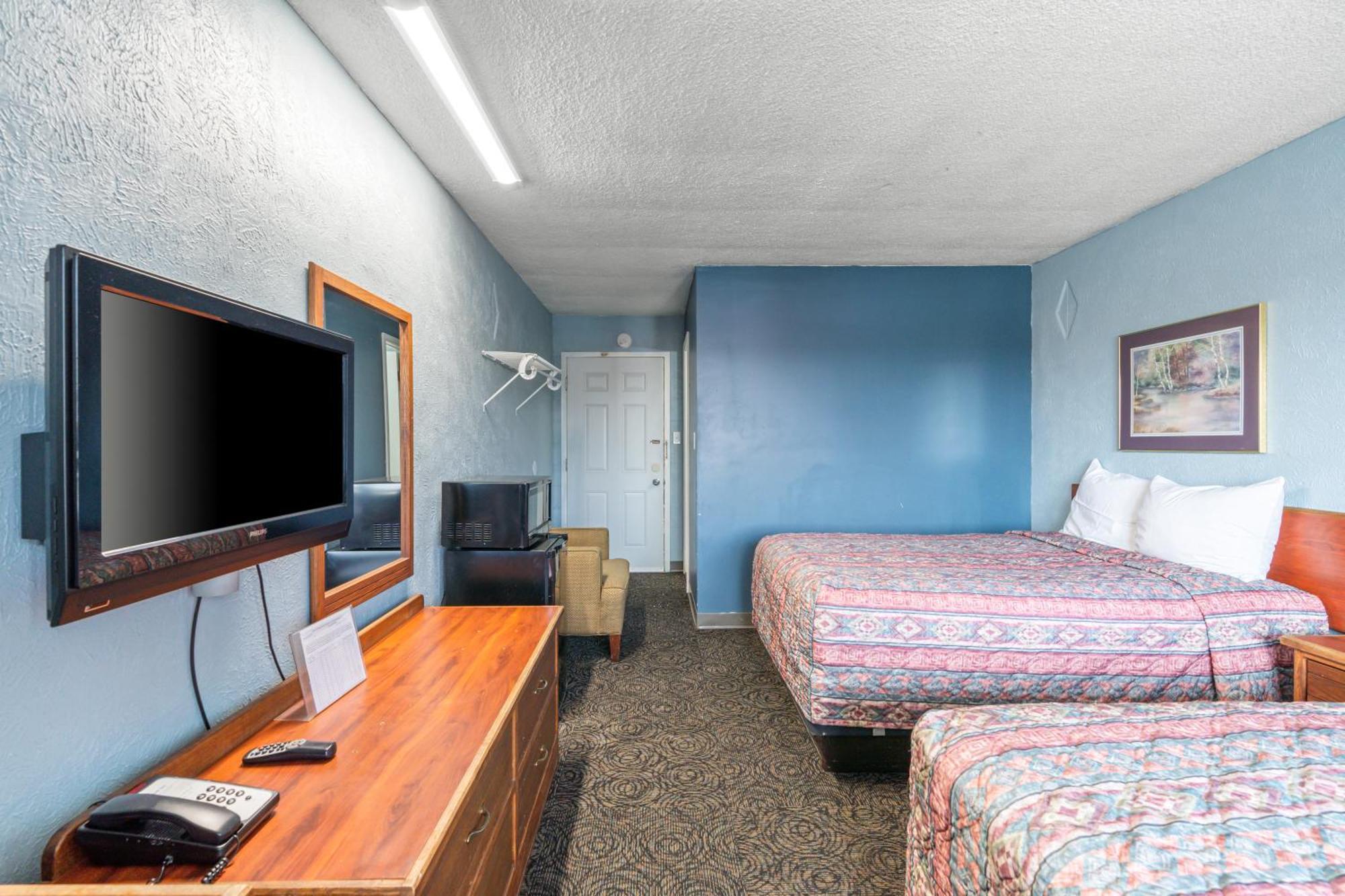 Broadway Inn Council Bluffs Buitenkant foto